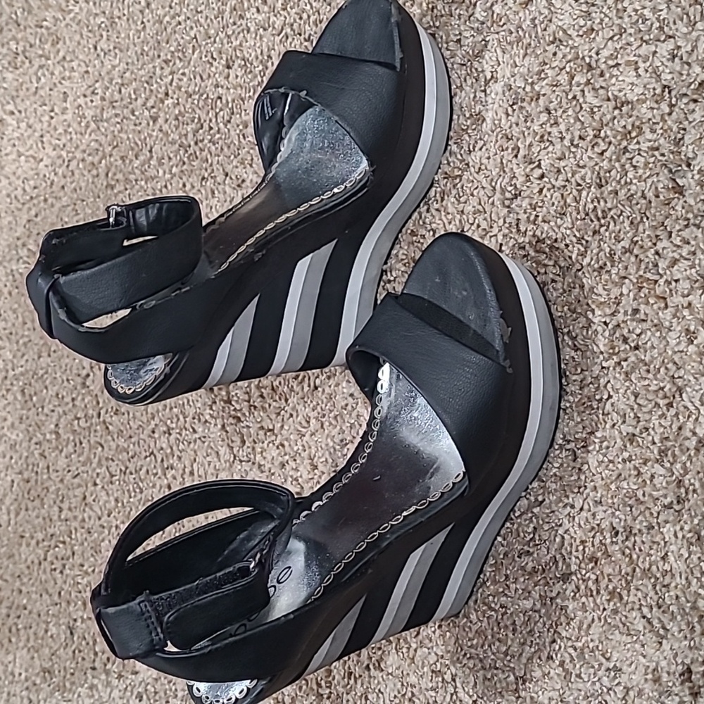 Bebe black wedges size 7